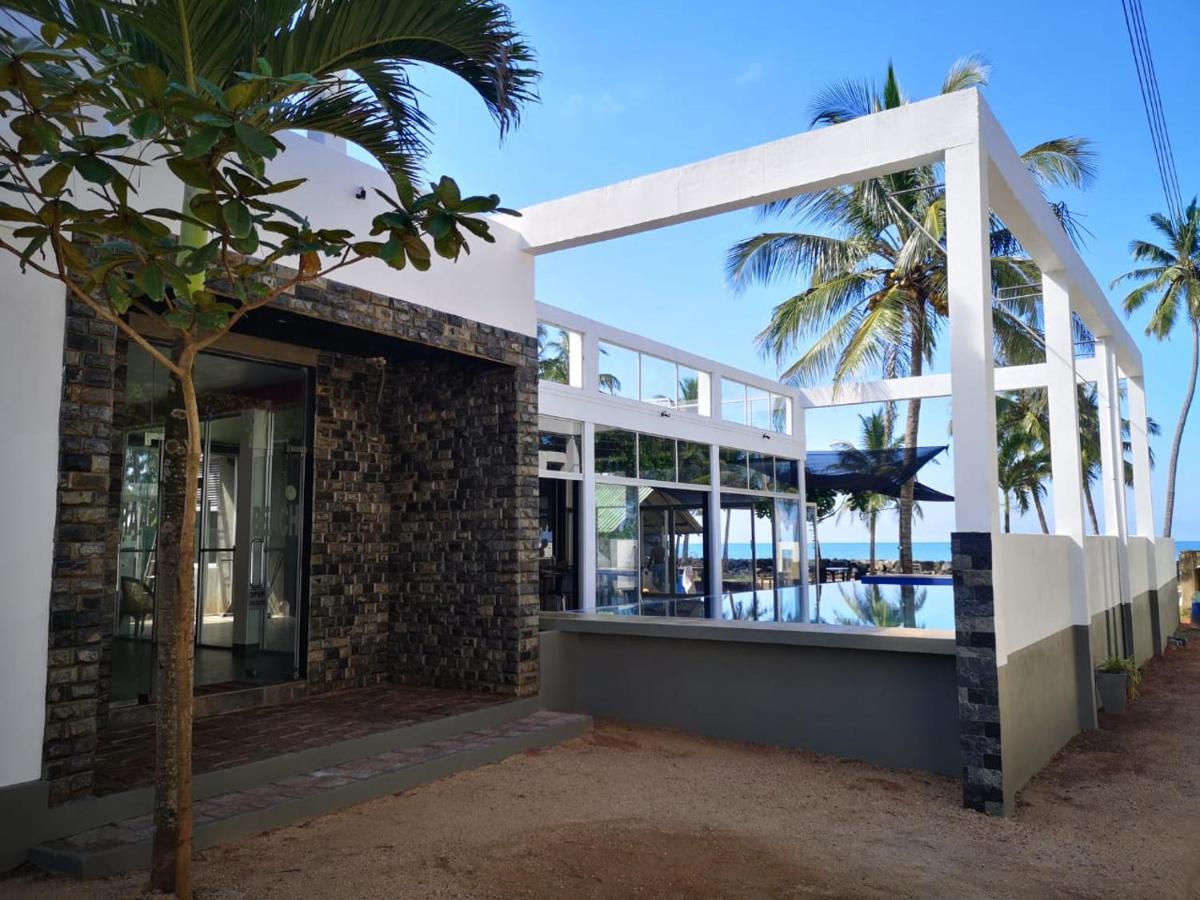 Saara Beach Hotel 马拉维拉 外观 照片