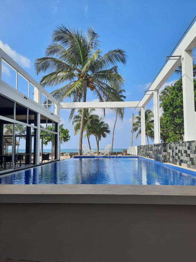 Saara Beach Hotel 马拉维拉 外观 照片