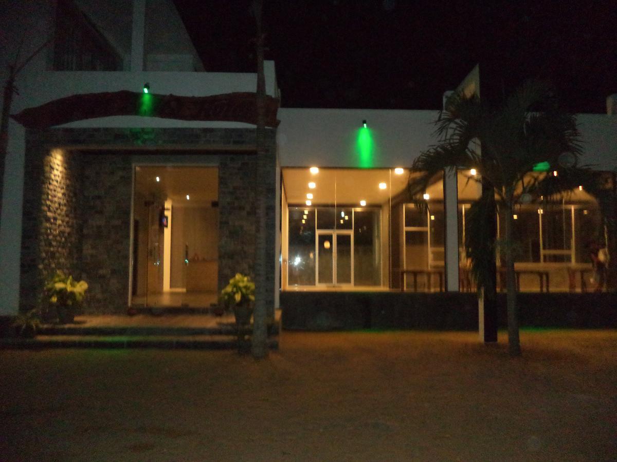 Saara Beach Hotel 马拉维拉 外观 照片