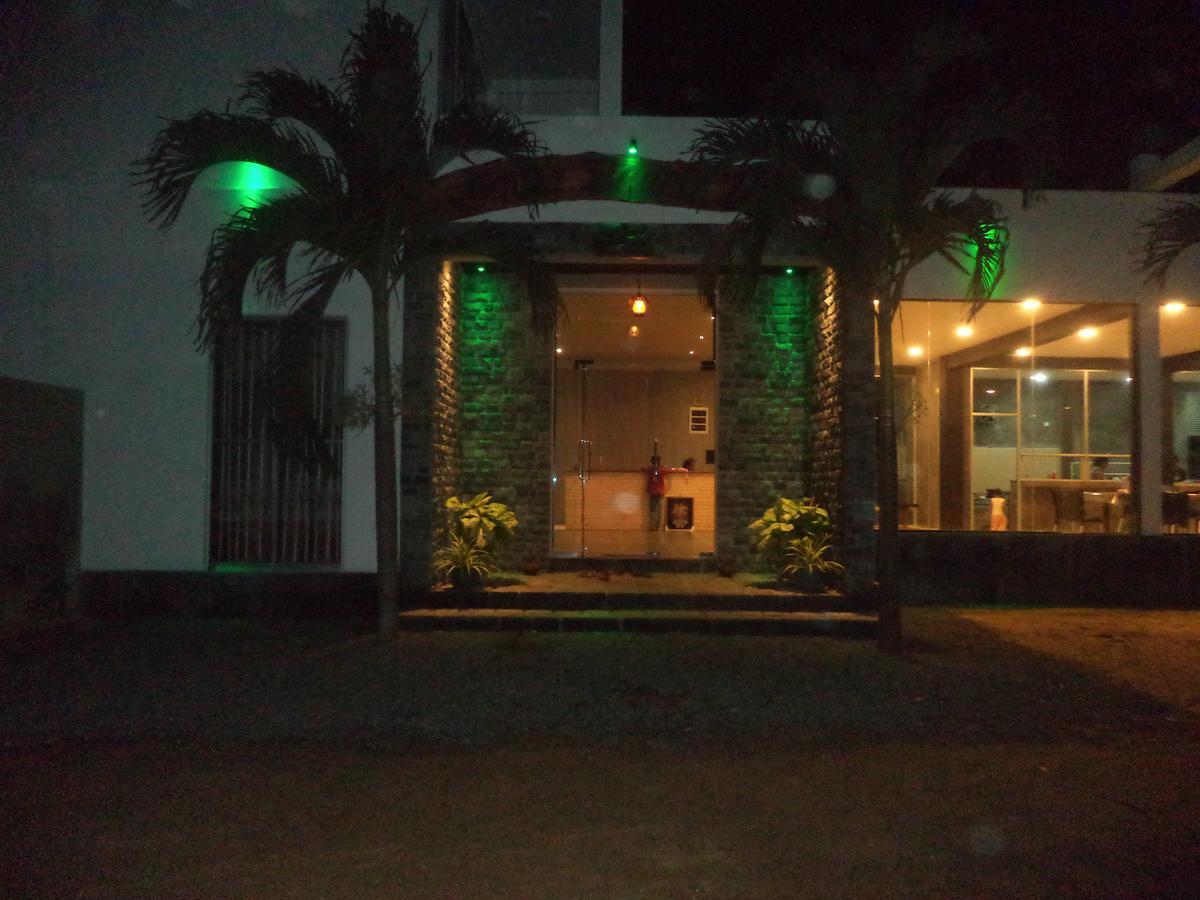 Saara Beach Hotel 马拉维拉 外观 照片